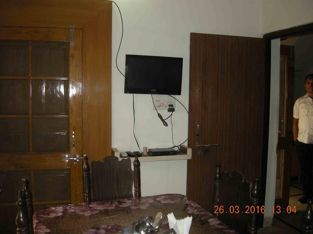 Sadhna Guest House 博帕尔 外观 照片