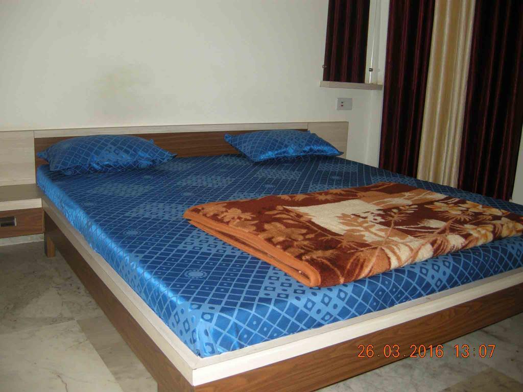Sadhna Guest House 博帕尔 外观 照片