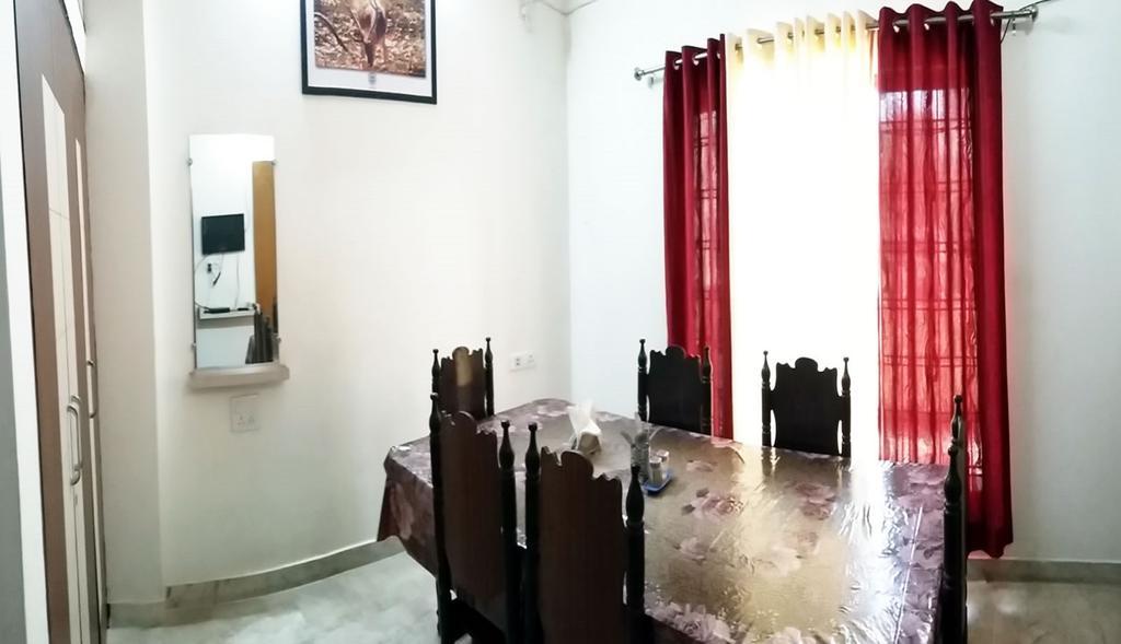 Sadhna Guest House 博帕尔 外观 照片